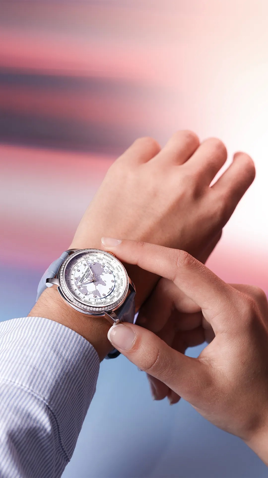 Manufacture Classic Worldtimer Watch FC-719LBWD3DH6 | Frederique